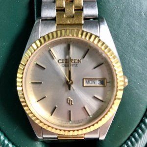1991 Citizen Quartz Day-Date Two-Tone Stainless Steel Jubilee Style Men's Watch